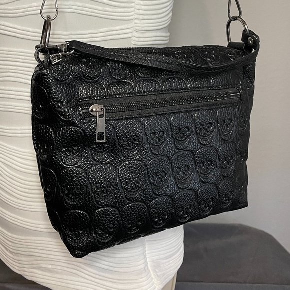 Zapps Skull Bucket Black Leather Shoulder Bag - Picture 7 of 9